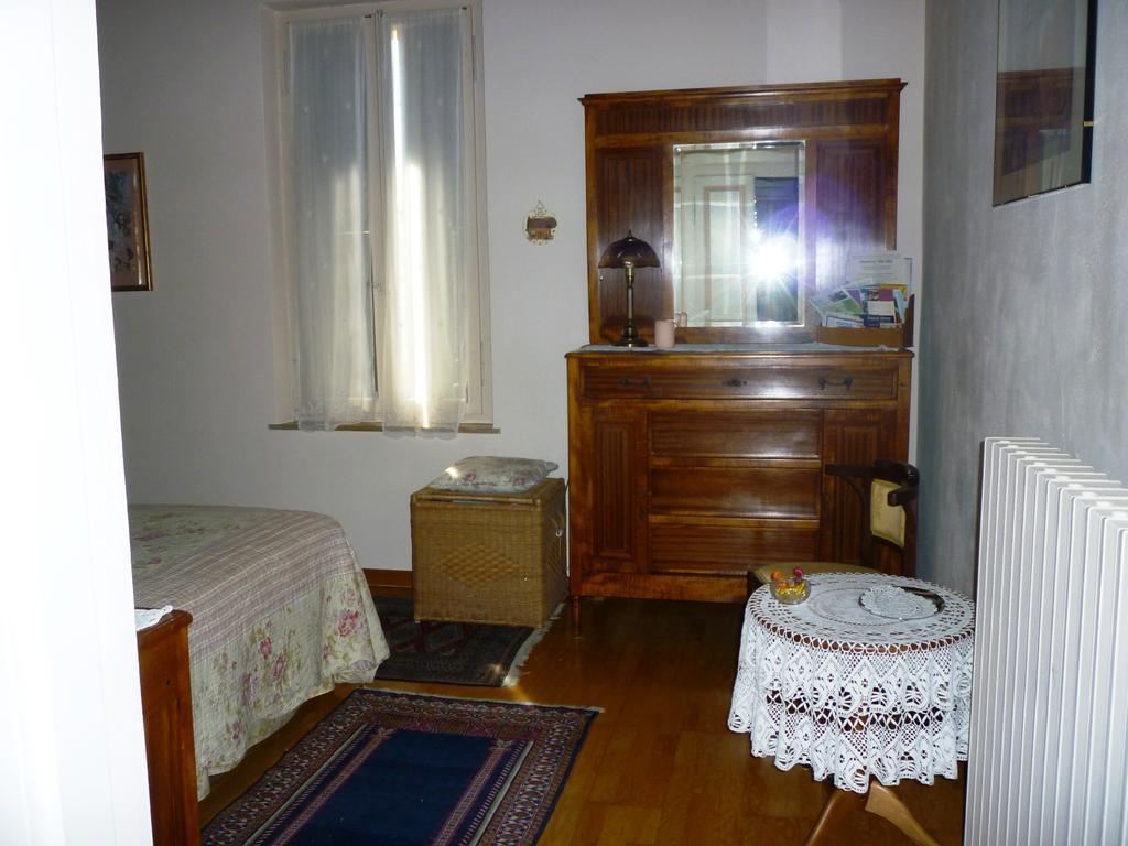 B&B Villa Dei Pini Domegliara Værelse billede