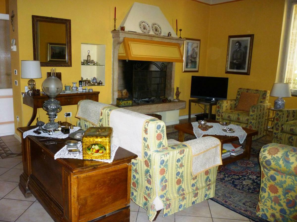 B&B Villa Dei Pini Domegliara Eksteriør billede